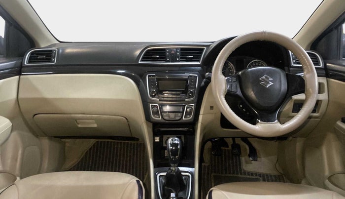 2015 Maruti Ciaz VXI+, Petrol, Manual, 81,730 km, Dashboard