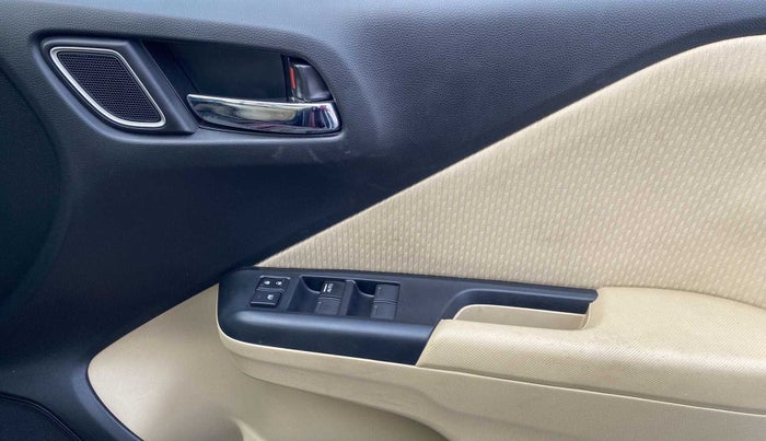 2018 Honda City 1.5L I-VTEC V MT, Petrol, Manual, 16,359 km, Driver Side Door Panels Control