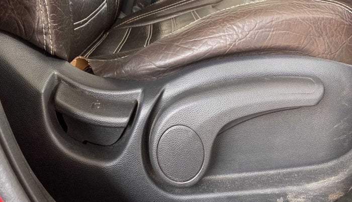 2015 Hyundai Elite i20 ASTA 1.2, Petrol, Manual, 67,716 km, Driver Side Adjustment Panel