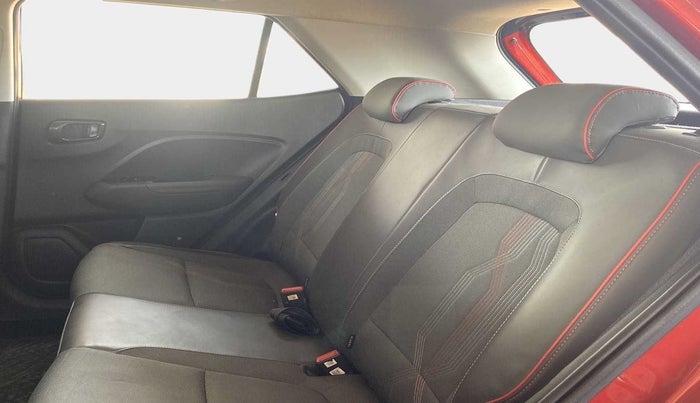 2019 Hyundai VENUE SX 1.0 TURBO DUAL TONE, Petrol, Manual, 20,561 km, Right Side Rear Door Cabin