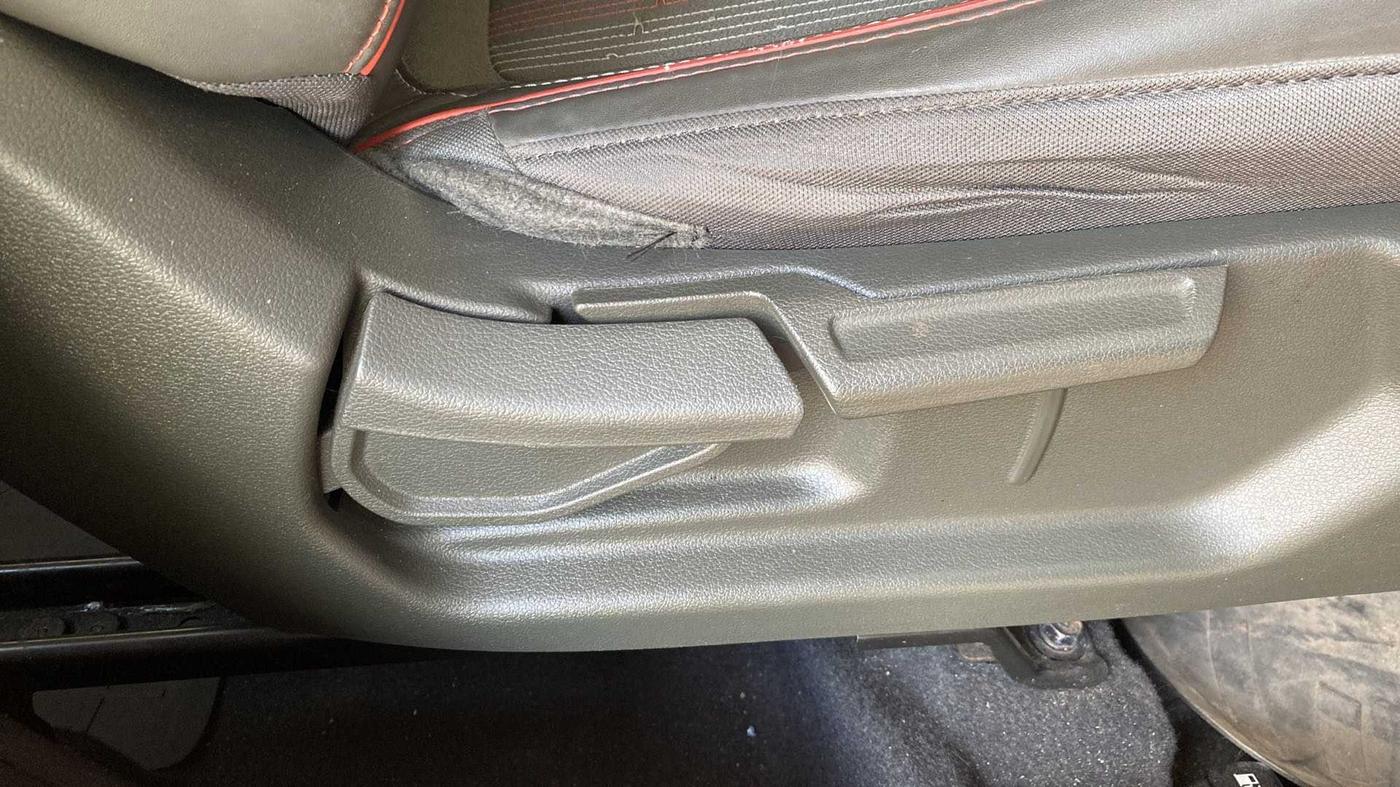 2019 Hyundai VENUE SX 1.0 TURBO DUAL TONE, Petrol, Manual, 20,561 km, Driver Side Adjustment Panel