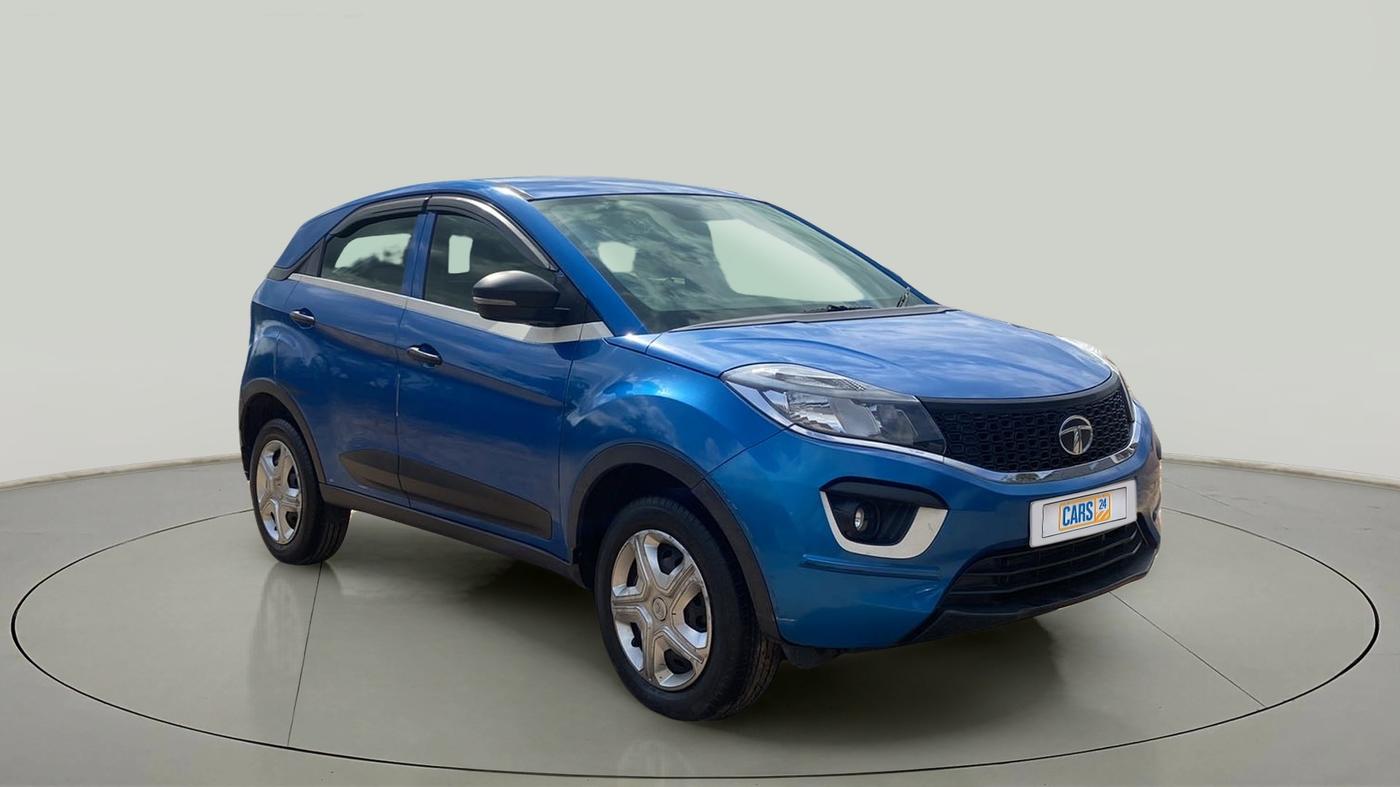 2018 Tata NEXON XE PETROL, Petrol, Manual, 16,500 km, Right Front Diagonal