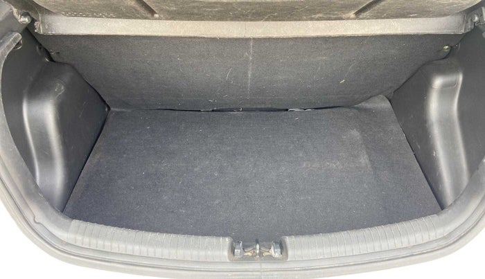 2019 Hyundai Grand i10 MAGNA 1.2 KAPPA VTVT, Petrol, Manual, 45,625 km, Boot Inside