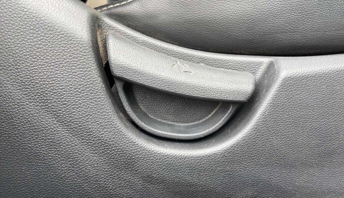 2019 Hyundai Grand i10 MAGNA 1.2 KAPPA VTVT, Petrol, Manual, 45,625 km, Driver Side Adjustment Panel
