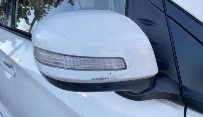 2014 Honda Amaze 1.2L I-VTEC VX, Petrol, Manual, 49,936 km, Right rear-view mirror - Minor scratches