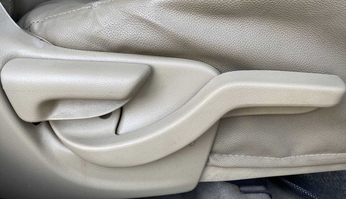 2014 Honda Amaze 1.2L I-VTEC VX, Petrol, Manual, 49,936 km, Driver Side Adjustment Panel