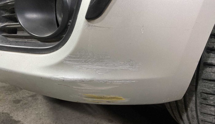 2016 Maruti Ciaz ZXI+, Petrol, Manual, 26,217 km, Front bumper - Minor scratches