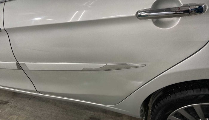 2016 Maruti Ciaz ZXI+, Petrol, Manual, 26,217 km, Rear left door - Slightly dented