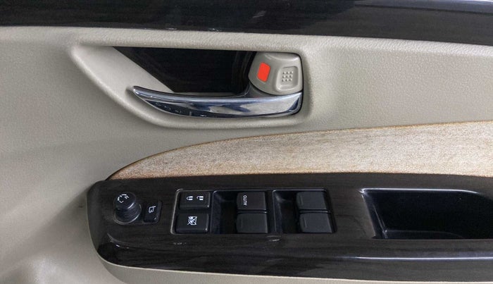 2016 Maruti Ciaz ZXI+, Petrol, Manual, 26,217 km, Driver Side Door Panels Control