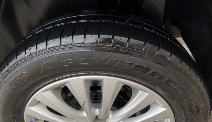 2023 Maruti Ciaz ZETA AT 1.5  SHVS PETROL, Petrol, Automatic, 31,540 km, Left Rear Tyre Tread