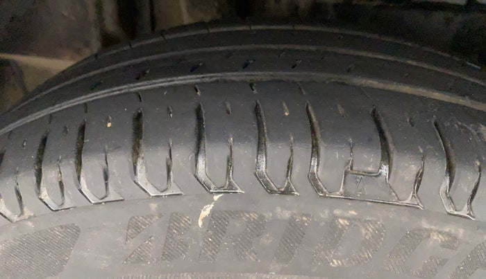 2017 Maruti Dzire VXI, Petrol, Manual, 58,442 km, Right Rear Tyre Tread