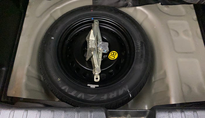 2019 Maruti Baleno ZETA CVT PETROL 1.2, Petrol, Automatic, 46,744 km, Dicky (Boot door) - Tool missing