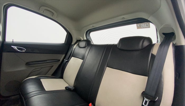 2018 Tata Tiago XZA PETROL, Petrol, Automatic, 22,679 km, Right Side Rear Door Cabin
