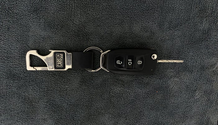 2018 Tata Tiago XZA PETROL, Petrol, Automatic, 22,679 km, Key Close Up