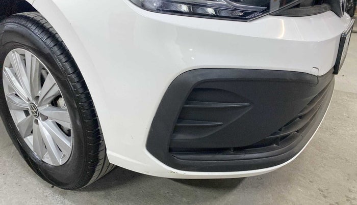 2022 Volkswagen VIRTUS COMFORTLINE TSI 1.0 MT, Petrol, Manual, 8,244 km, Front bumper - Slightly dented