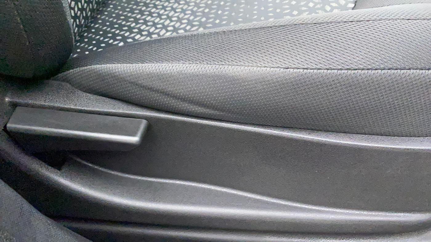 2019 Tata NEXON XM PETROL, Petrol, Manual, 37,294 km, Driver Side Adjustment Panel