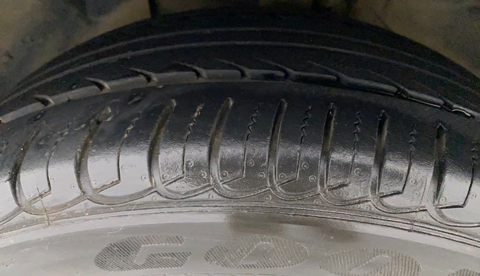 2019 Ford Ecosport TITANIUM 1.5L DIESEL, Diesel, Manual, 32,625 km, Left Front Tyre Tread