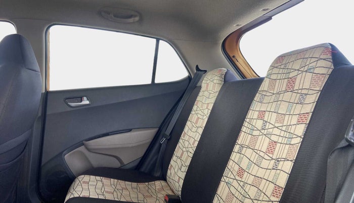 2017 Hyundai Grand i10 SPORTZ 1.2 KAPPA VTVT, Petrol, Manual, 43,457 km, Right Side Rear Door Cabin