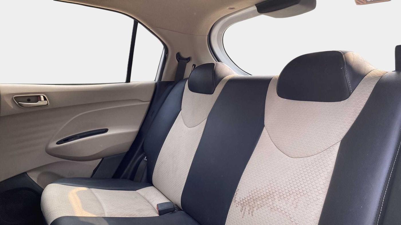 2018 Hyundai NEW SANTRO SPORTZ MT, CNG, Manual, 42,199 km, Right Side Rear Door Cabin