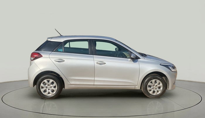 2017 Hyundai Elite i20 SPORTZ 1.2, Petrol, Manual, 47,120 km, Right Side View
