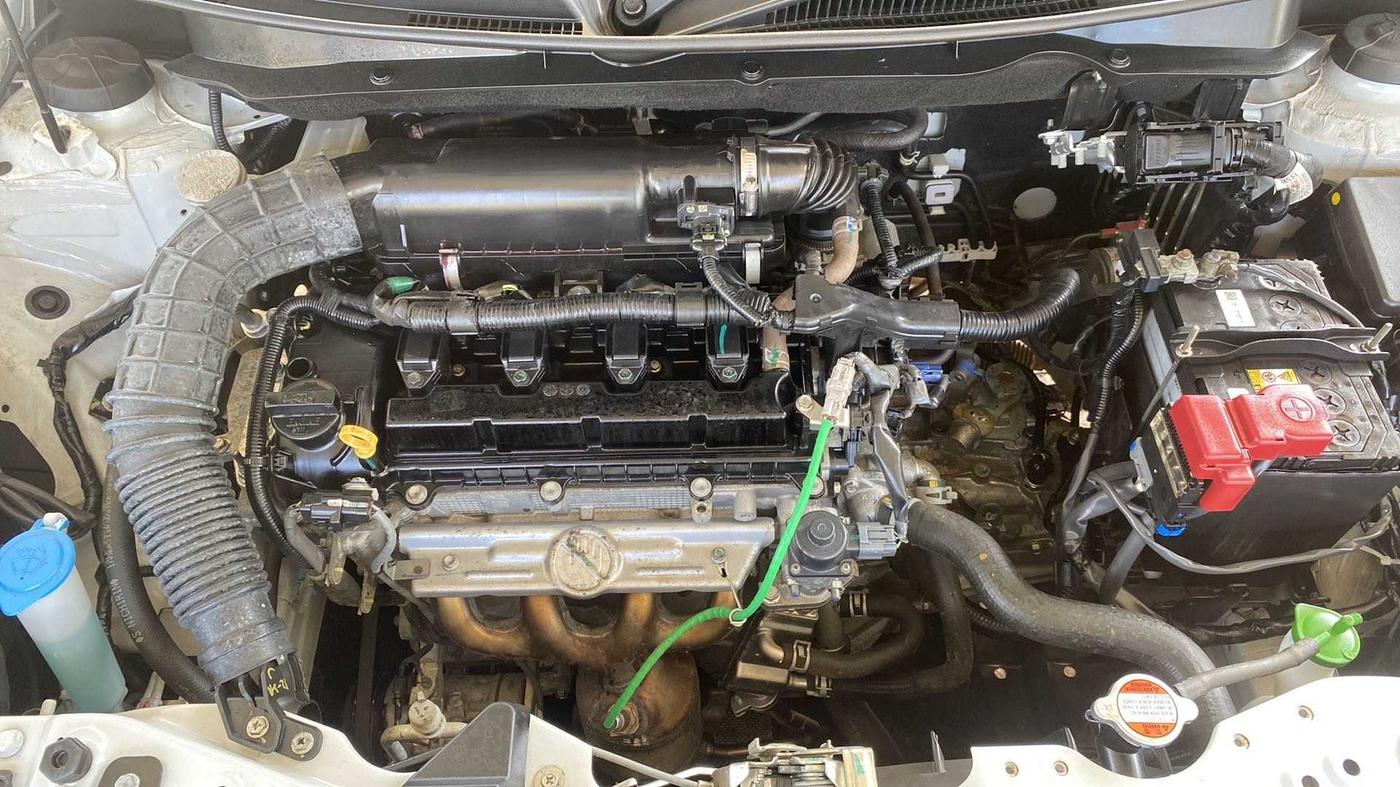 2021 Maruti Swift VXI, Petrol, Manual, 5,546 km, Open Bonet