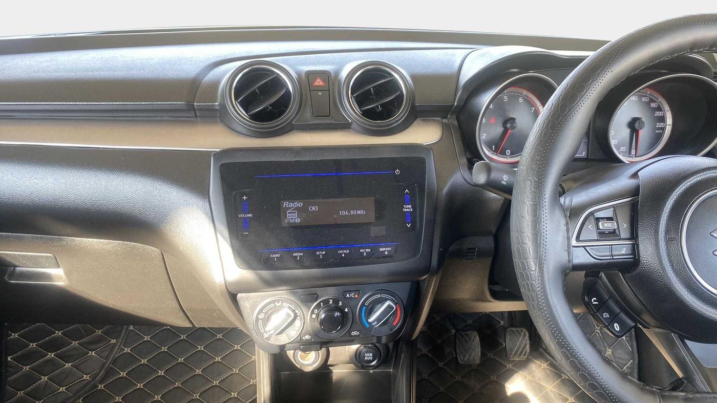 2021 Maruti Swift VXI, Petrol, Manual, 5,546 km, Air Conditioner