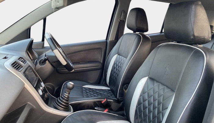 2014 Maruti Ritz ZXI, Petrol, Manual, 83,556 km, Right Side Front Door Cabin