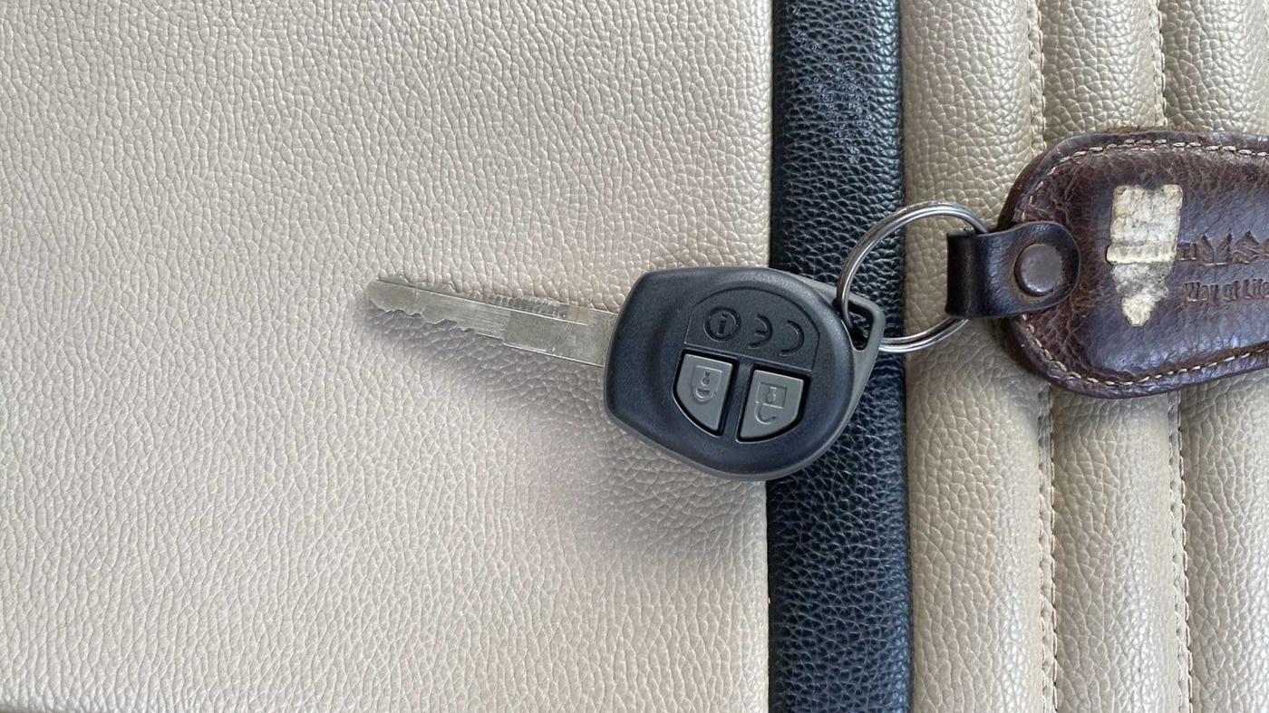 2020 Maruti Dzire VXI, Petrol, Manual, 17,797 km, Key Close Up