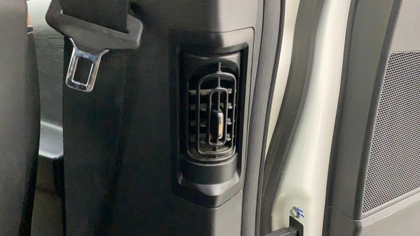 2019 Mahindra XUV500 W5, Diesel, Manual, 30,127 km, Rear AC Vents