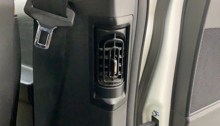 2019 Mahindra XUV500 W5, Diesel, Manual, 30,127 km, Rear AC Vents