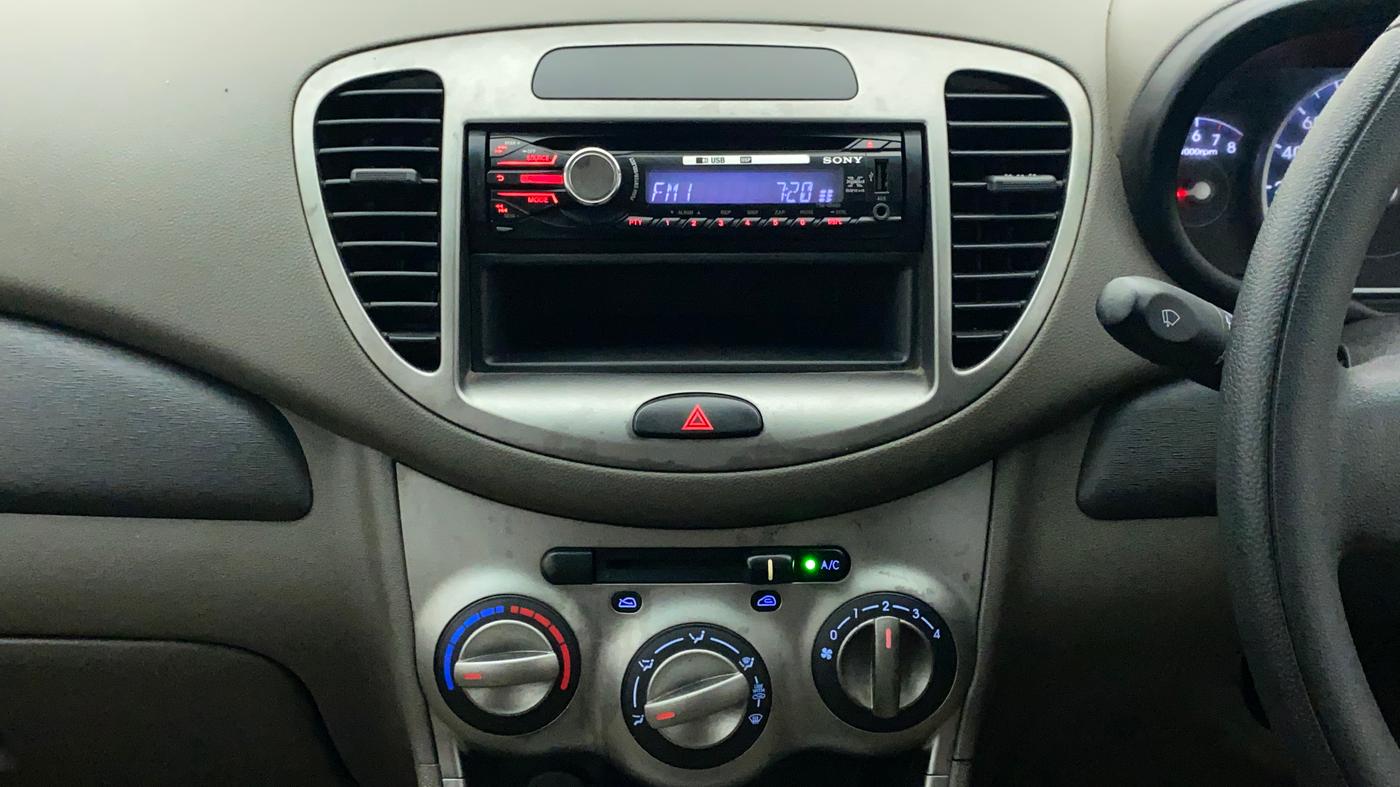 2012 Hyundai i10 MAGNA 1.2, Petrol, Manual, 93,728 km, Air Conditioner