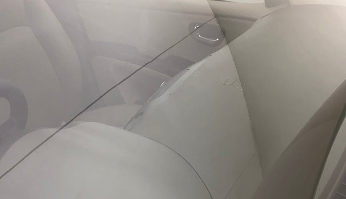 2012 Hyundai i10 MAGNA 1.2, Petrol, Manual, 93,728 km, Front windshield - Minor spot on windshield