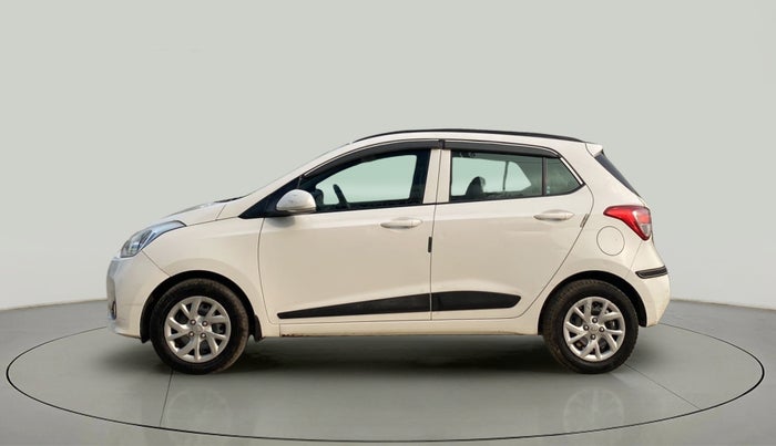 2018 Hyundai Grand i10 SPORTZ 1.2 KAPPA VTVT, Petrol, Manual, 31,428 km, Left Side