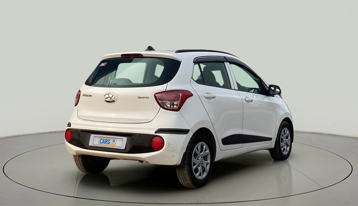 2018 Hyundai Grand i10 SPORTZ 1.2 KAPPA VTVT, Petrol, Manual, 31,428 km, Right Back Diagonal