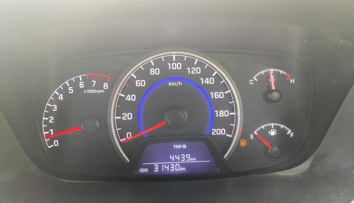 2018 Hyundai Grand i10 SPORTZ 1.2 KAPPA VTVT, Petrol, Manual, 31,428 km, Odometer Image