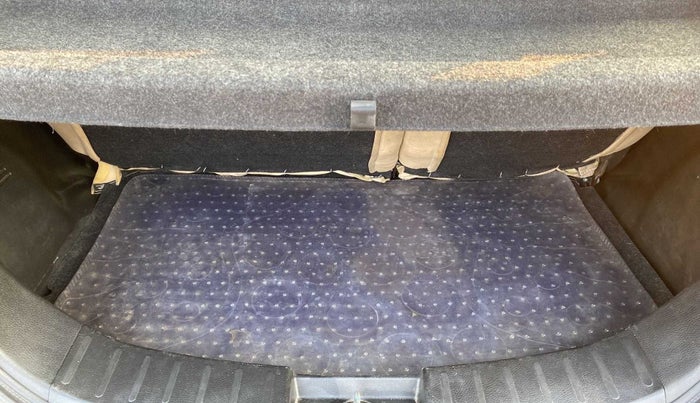 2018 Maruti Wagon R 1.0 VXI + (O) AMT, Petrol, Automatic, 36,211 km, Boot Inside