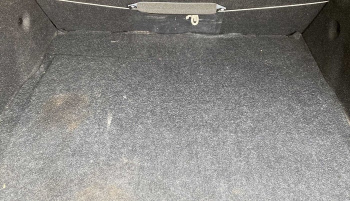 2018 Maruti Ciaz DELTA 1.4 MT PETROL, Petrol, Manual, 70,564 km, Boot Inside
