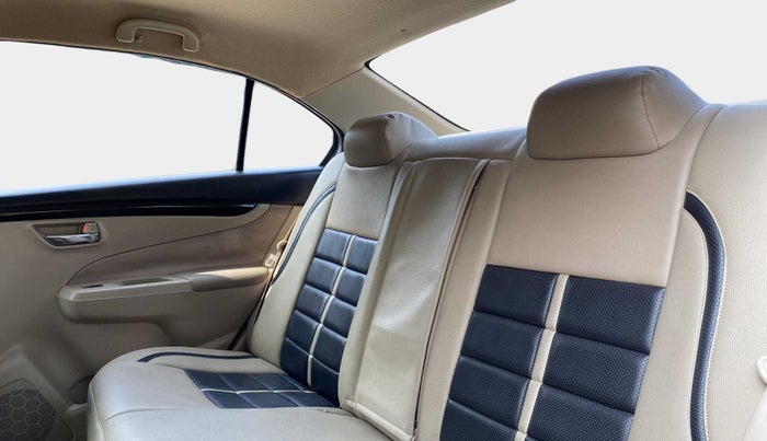 2018 Maruti Ciaz DELTA 1.4 MT PETROL, Petrol, Manual, 70,564 km, Right Side Rear Door Cabin