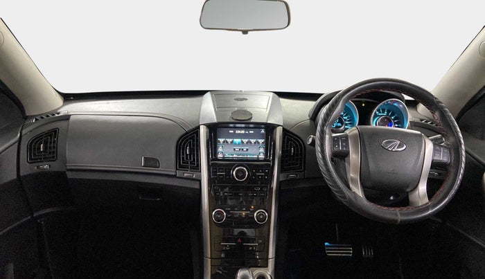 2021 Mahindra XUV500 W11 AT, Diesel, Automatic, 65,107 km, Dashboard