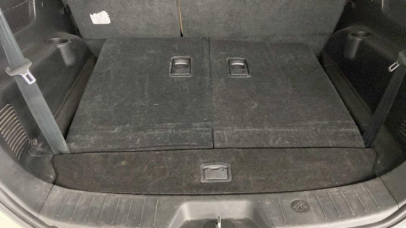 2021 Mahindra XUV500 W11 AT, Diesel, Automatic, 65,107 km, Boot Inside