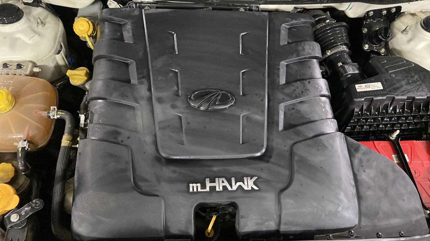 2021 Mahindra XUV500 W11 AT, Diesel, Automatic, 65,107 km, Open Bonet