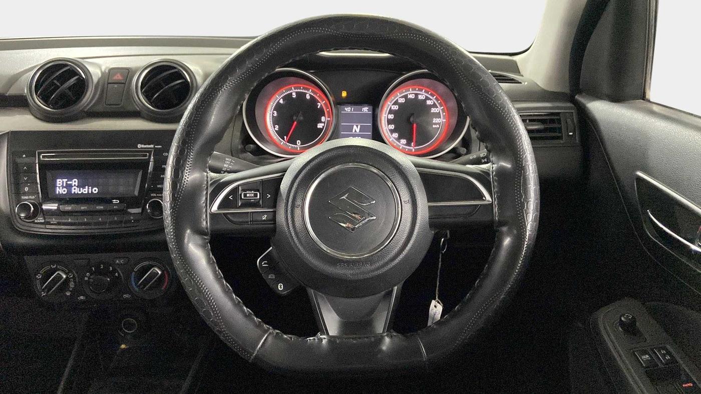2019 Maruti Swift VXI AMT, Petrol, Automatic, 10,297 km, Steering Wheel Close Up