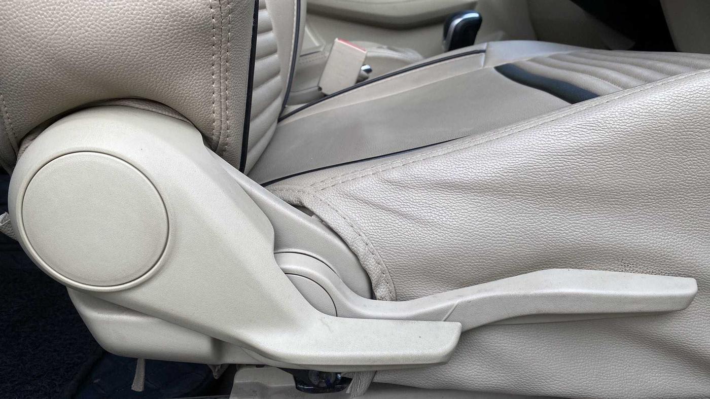 2022 Maruti Dzire VXI AMT, Petrol, Automatic, 19,626 km, Driver Side Adjustment Panel