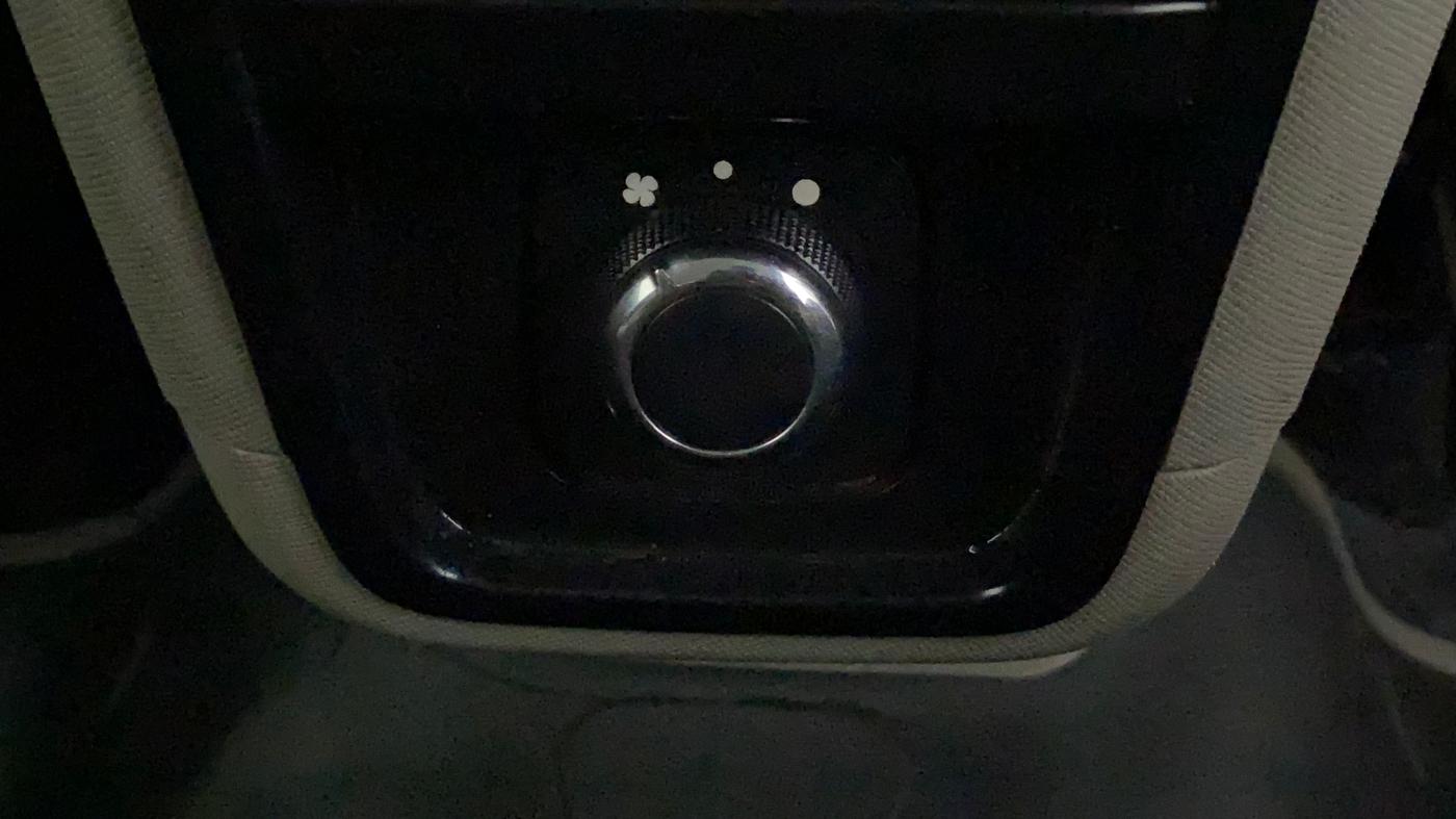 2019 Tata NEXON XZ PETROL, Petrol, Manual, 34,319 km, Rear AC Temperature Control