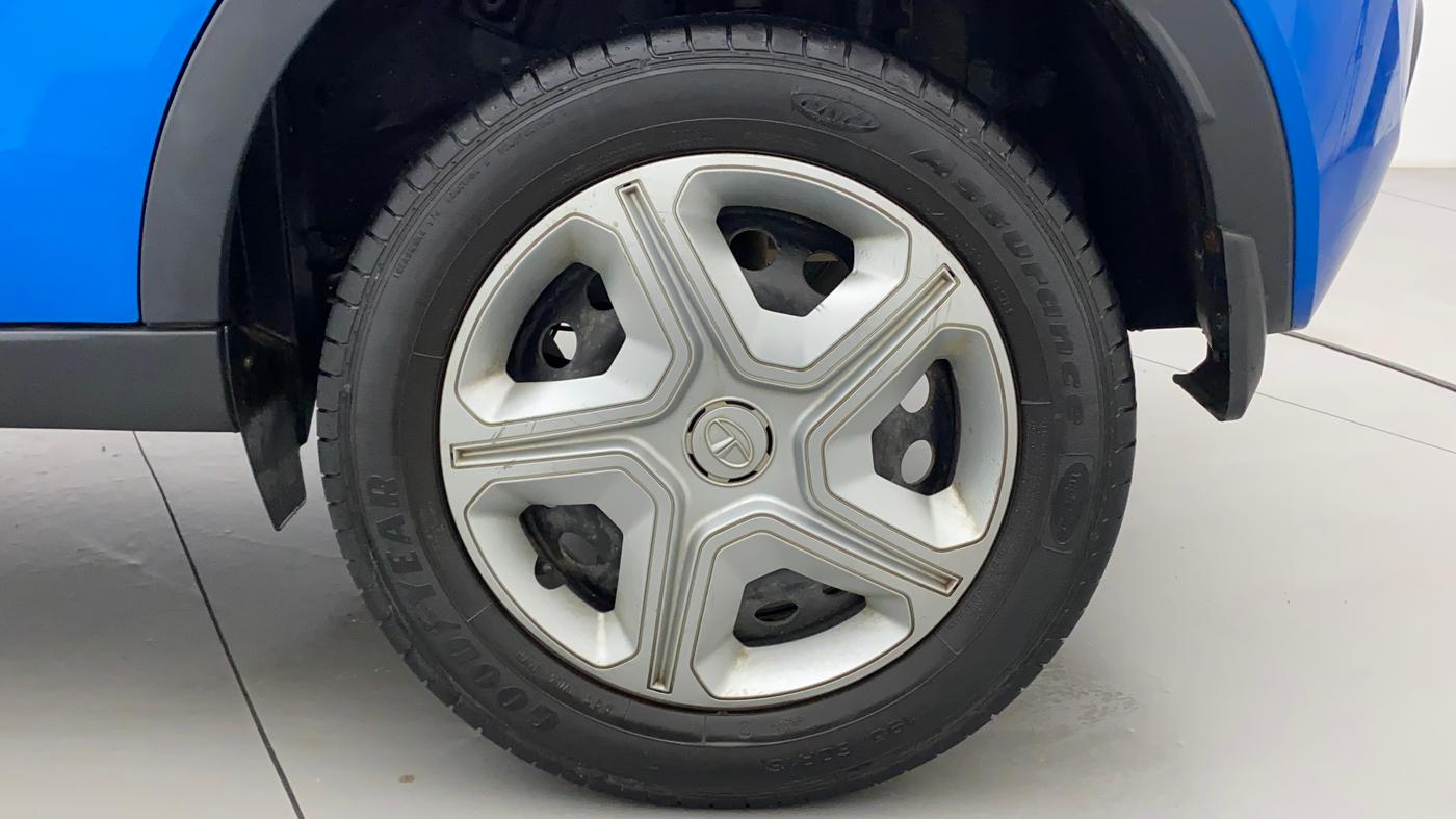2019 Tata NEXON XZ PETROL, Petrol, Manual, 34,319 km, Left Rear Wheel