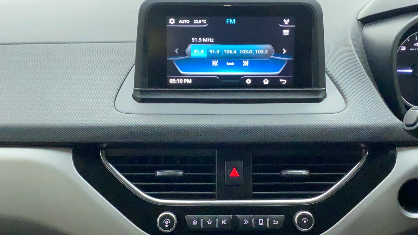 2019 Tata NEXON XZ PETROL, Petrol, Manual, 34,319 km, Infotainment System