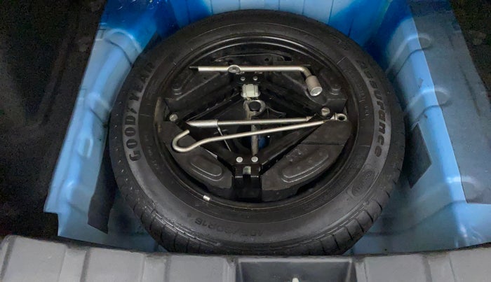 2019 Tata NEXON XZ PETROL, Petrol, Manual, 34,319 km, Spare Tyre