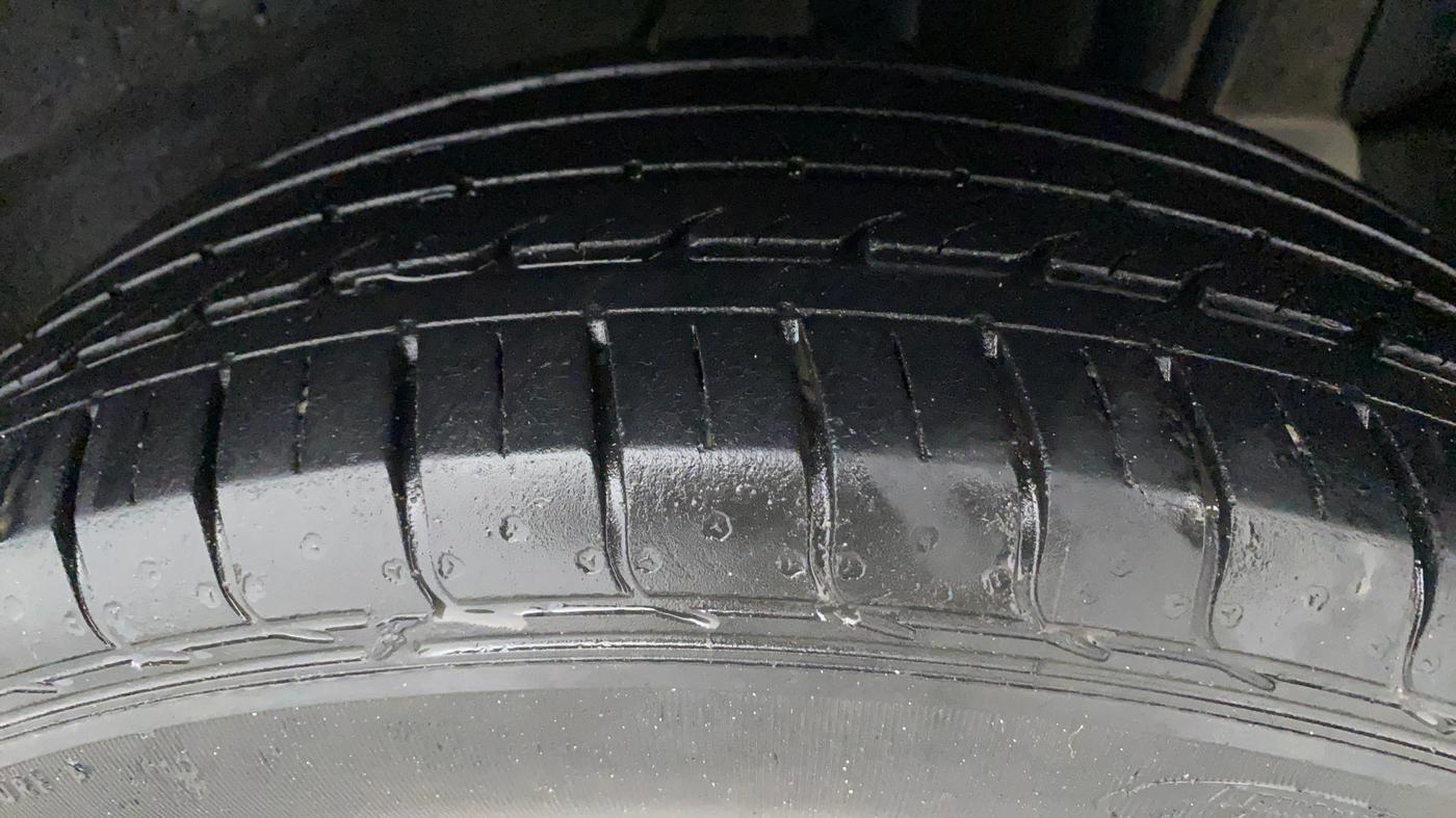 2019 Tata NEXON XZ PETROL, Petrol, Manual, 34,319 km, Left Rear Tyre Tread
