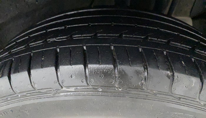 2019 Tata NEXON XZ PETROL, Petrol, Manual, 34,319 km, Left Rear Tyre Tread
