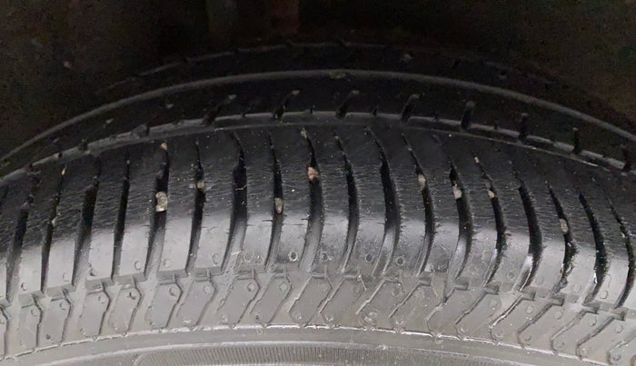 2017 Ford Ecosport TITANIUM 1.5L PETROL, Petrol, Manual, 43,299 km, Right Rear Tyre Tread